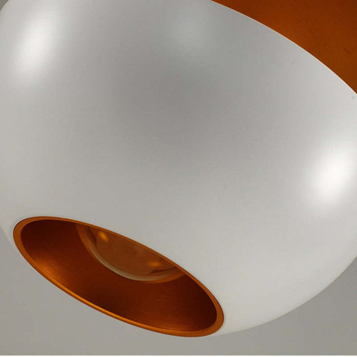Designlampe AstraGlow: Elegante LED-Hängeleuchte, die ein stilvolles Ambiente erzeugt.