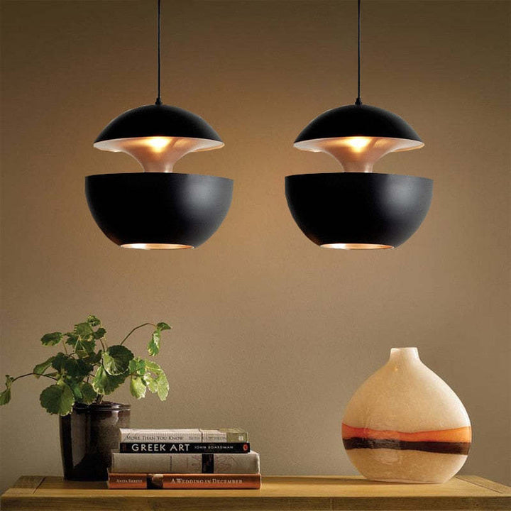 Elegante AstraGlow LED-Deckenleuchte, ideal als Esszimmerlampe mit moderner Ambientebeleuchtung.