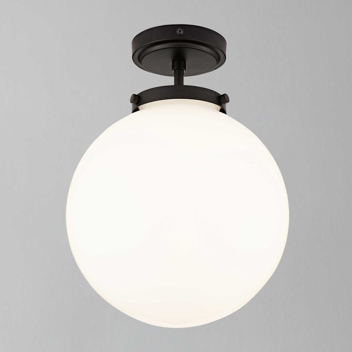 Zeitgenössische Kugel-Deckenleuchte für Badezimmer, minimalistisches Design, blendet nicht, ideale LED-Beleuchtung.