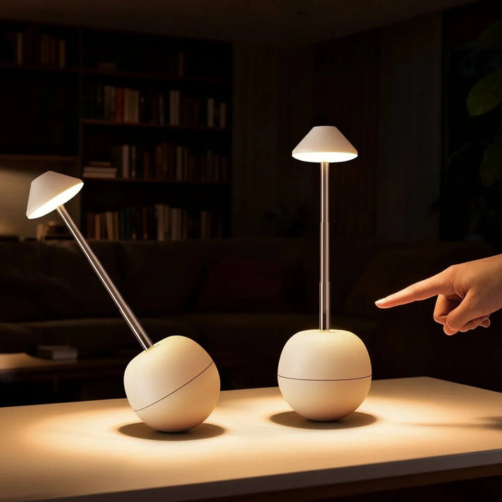 Elegante LED Tischlampe, dimmbar, mit Fernbedienung und Farbvarianten für angenehmes Ambientelicht.
