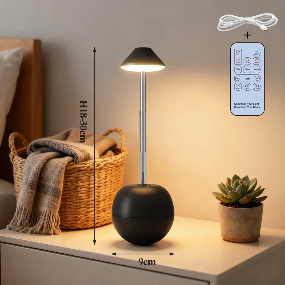 Funktionale Nachttischlampe mit LED-Beleuchtung, Fernbedienung & USB-Port zum Laden von Geräten.