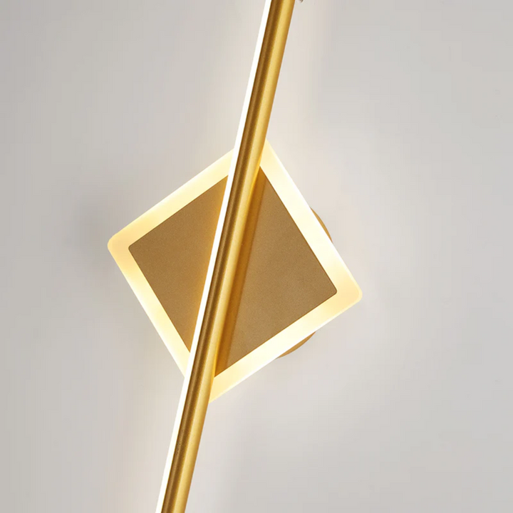 Moderne LED-Wandleuchte für stilvolle Innenbeleuchtung und Heimdeko, Schwarz oder Gold.