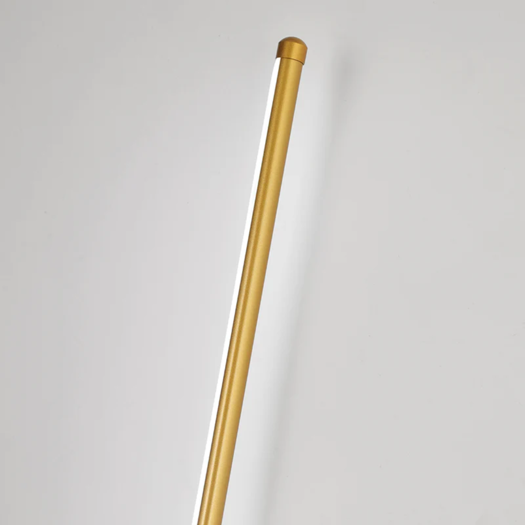 Elegante Design-Wandleuchte in Schwarz-Gold für modernes Wohnambiente, LED-Beleuchtung.