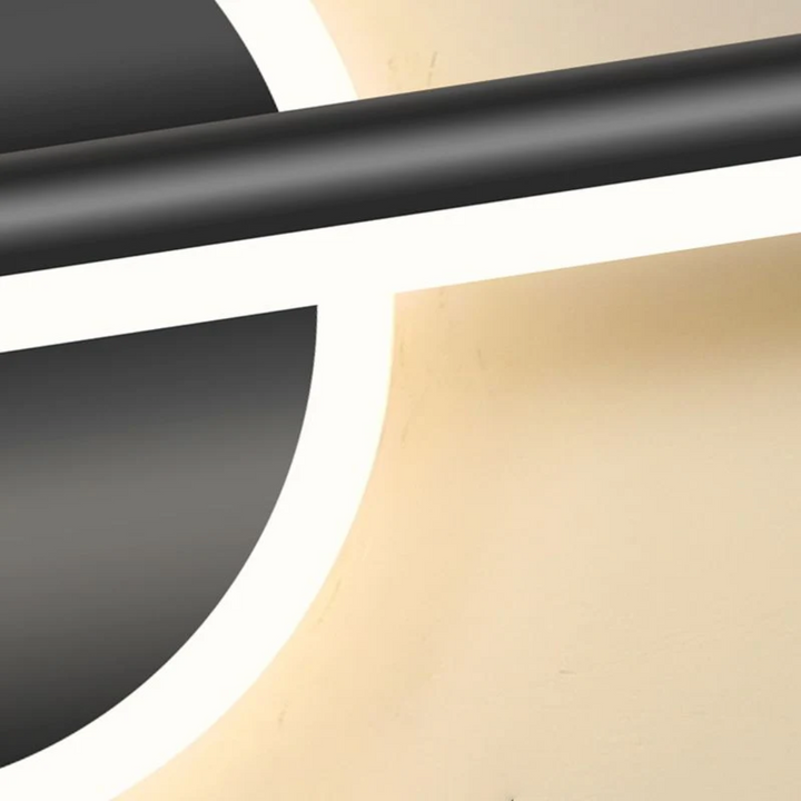 Goldene Design-Wandleuchte, LED-Beleuchtung für ein luxuriöses Zuhause, moderne Deko.
