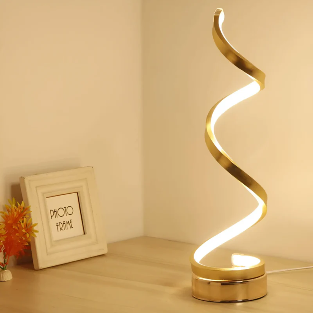 LumaSpiral: eine moderne, energieeffiziente LED-Spirallampe, dimmbar, für stilvolle und augenfreundliche Beleuchtung.