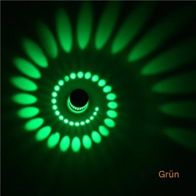 Futuristische LumoSpiral LED-Spirallampe. Moderne Innenbeleuchtung als stilvolle Wand- oder Deckenlampe.