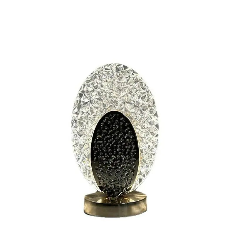 Elegante Wohnzimmerlampe im Pfauen-Design. Moderne LED-Tischlampe schafft luxuriöses Ambiente. Kabellos.