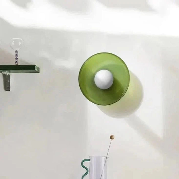Funktionale Küchenlampe: Moderne Glas Deckenleuchte im nordischen Stil mit LED.