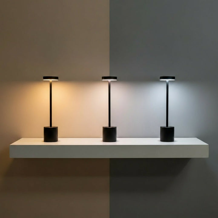 Vielseitige Tischlampe, nordisch-modern, ideale LED-Beleuchtung für gemütliches Wohn- oder Schlafzimmer.