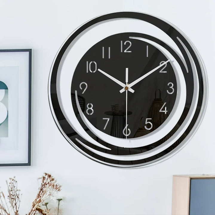 Minimalistische schwarze Acryl-Wanduhr, modernes Design, als elegante Wanddeko für jeden Raum.