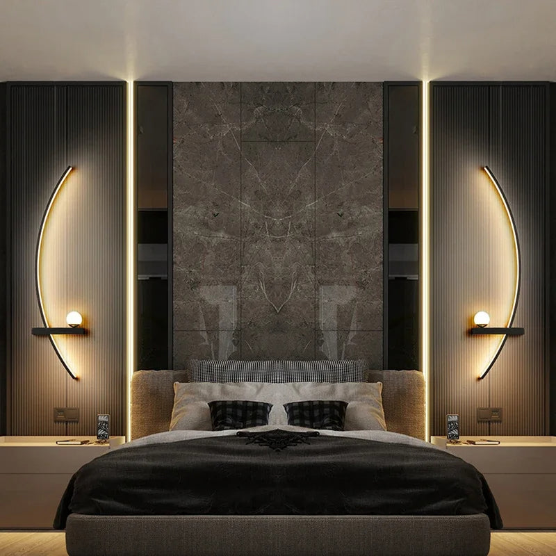 Moderne schwarze LED-Wandleuchte, dimmbar, für stilvolles Ambiente in Wohnzimmer & Schlafzimmer.