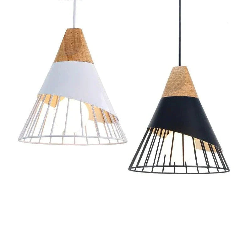 Elegante moderne Hängelampe mit Metallabdeckung und E27-Fassung. Ideal als Küchenlampe oder für den Essbereich.