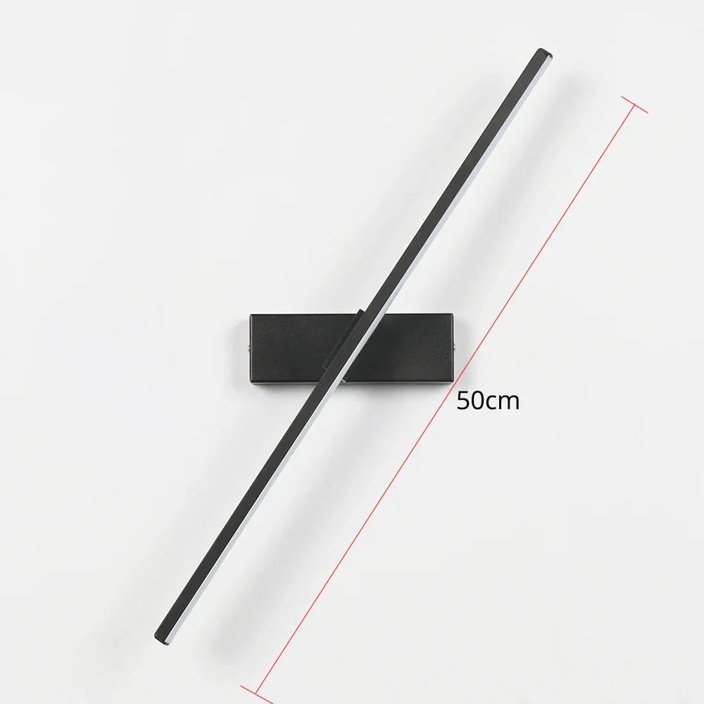 Design LED-Wandleuchte mit 330° Schwenkfunktion. Perfekt als Akzent- oder Leseleuchte für modernes Ambiente.