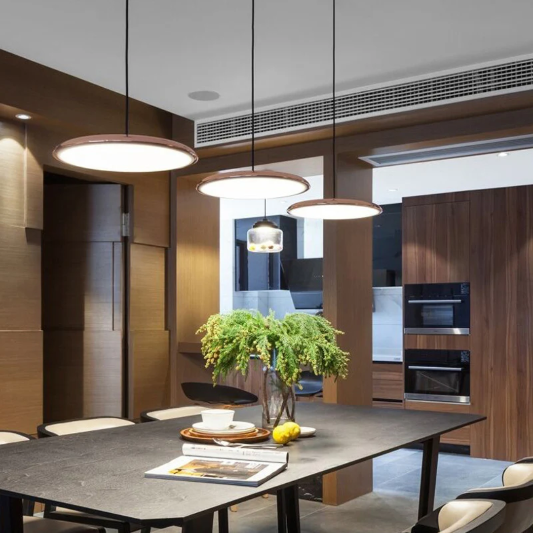 Moderne skandinavische Design-Pendelleuchte aus Metall/Acryl mit warmweißer LED Beleuchtung, ideal für Esstisch.