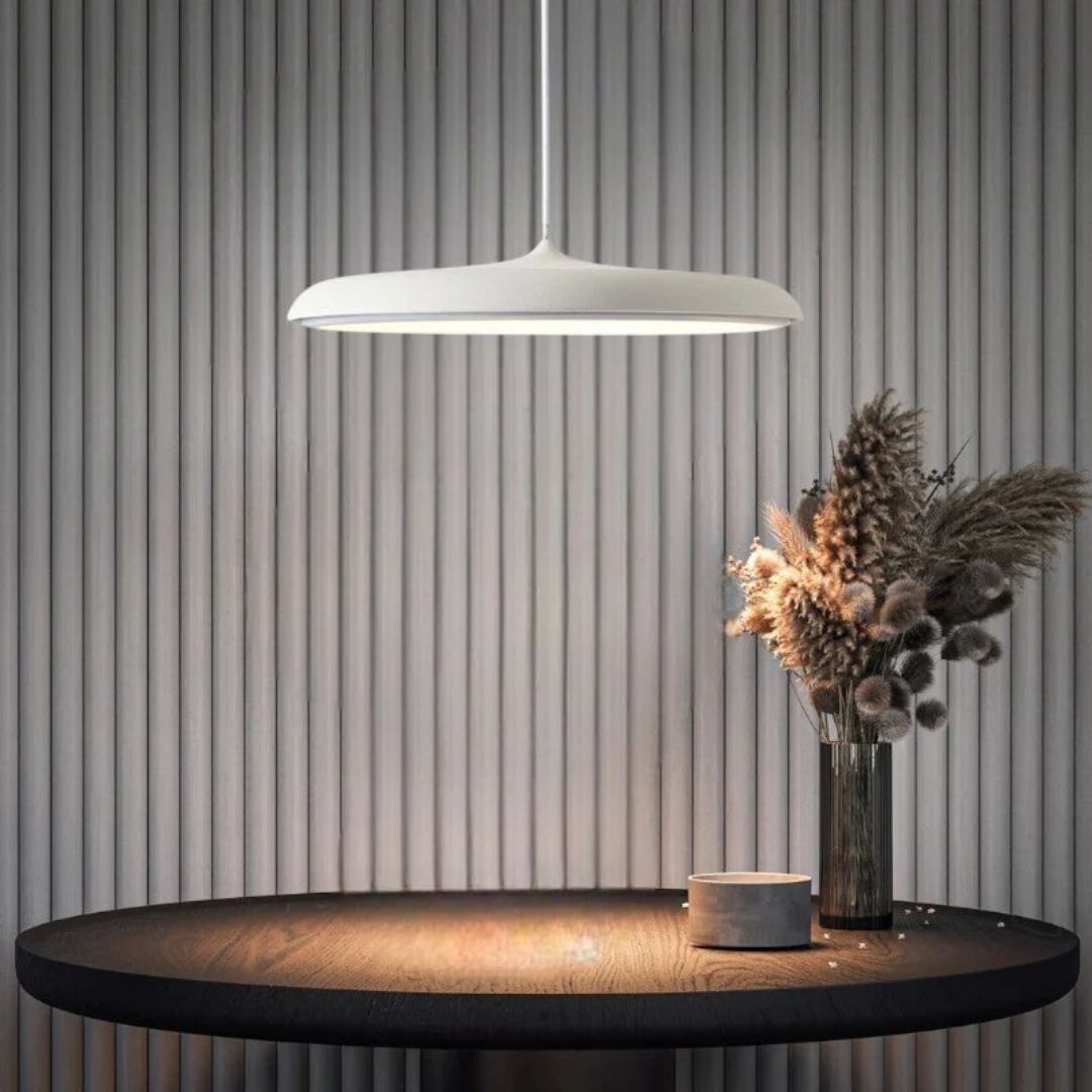 Moderne Design-Hängeleuchte im skandinavischen Stil, perfekte LED Beleuchtung für Esszimmer & Wohnzimmer Ambiente.
