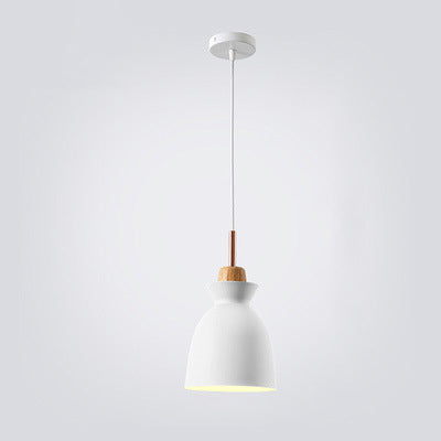 Grüne moderne Pendelleuchte im skandinavischen Design, ideal für Esszimmer und Wohnzimmer. Deckenleuchte.