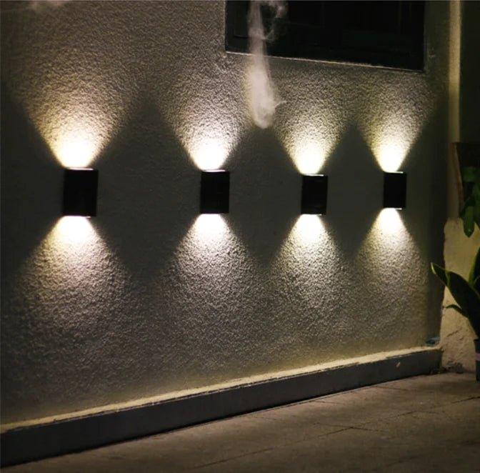 Wetterfeste Solar-Außenleuchte, kabellose LED-Wandleuchte. Ideale Gartenbeleuchtung für alle Außenbereiche.