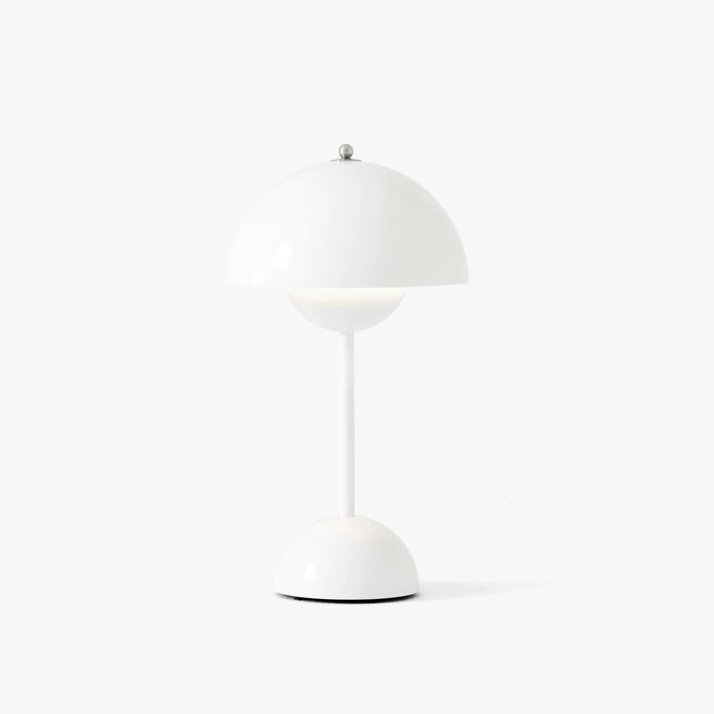 Stylische kabellose Blumenpott-Lampe für gemütliche Atmosphäre auf Terrasse & im Haus.