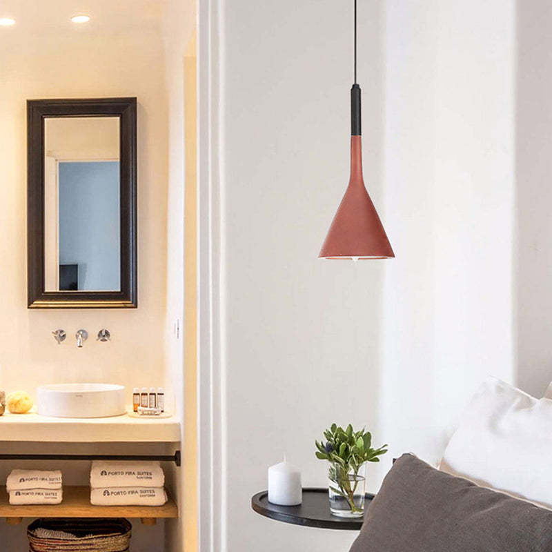 Trionda Design-Dreiecklampe, Hängeleuchte mit LED, moderne Beleuchtung für stilvolle Räume.