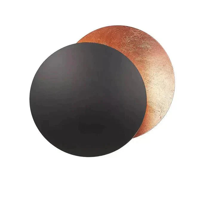 Dekorative Wandleuchte Solaris im Sonnenfinsternis-Stil, moderne Designlampe für anspruchsvolles Interieur.