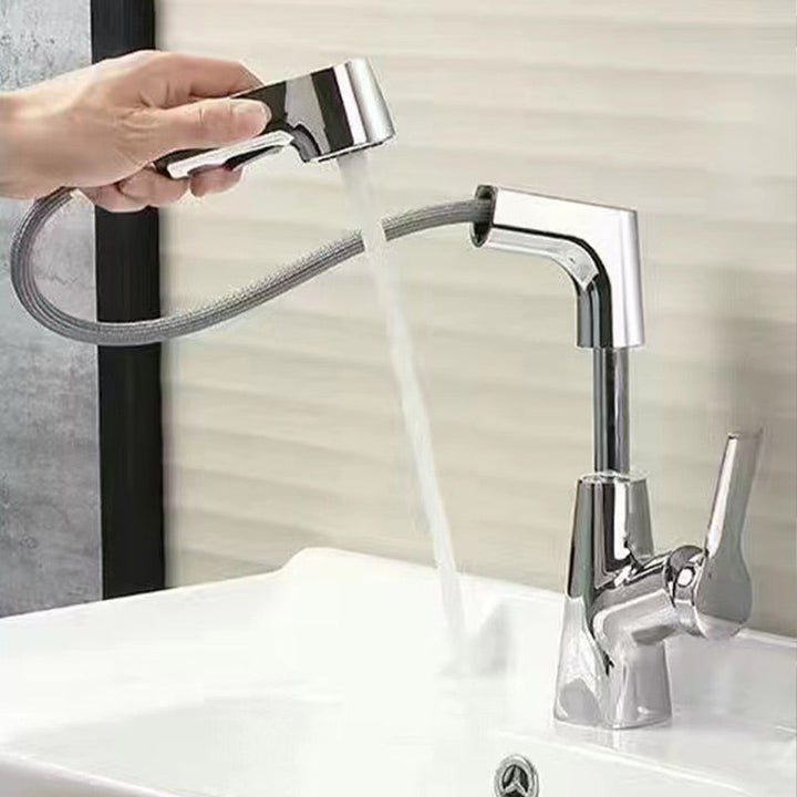 Premium Bad-Armatur mit langlebigem Keramikventil und ausziehbarem Sprühkopf; modernes, hygienisches Design.