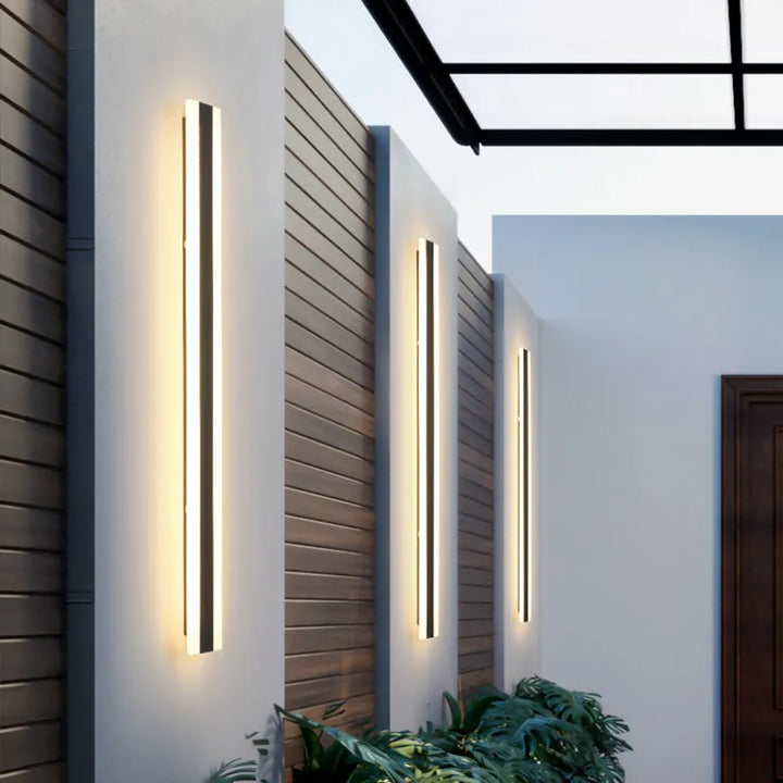 LED-Wandleuchte wasserfest für Garten, Terrasse & Veranda. Ideal als moderne Außenbeleuchtung.