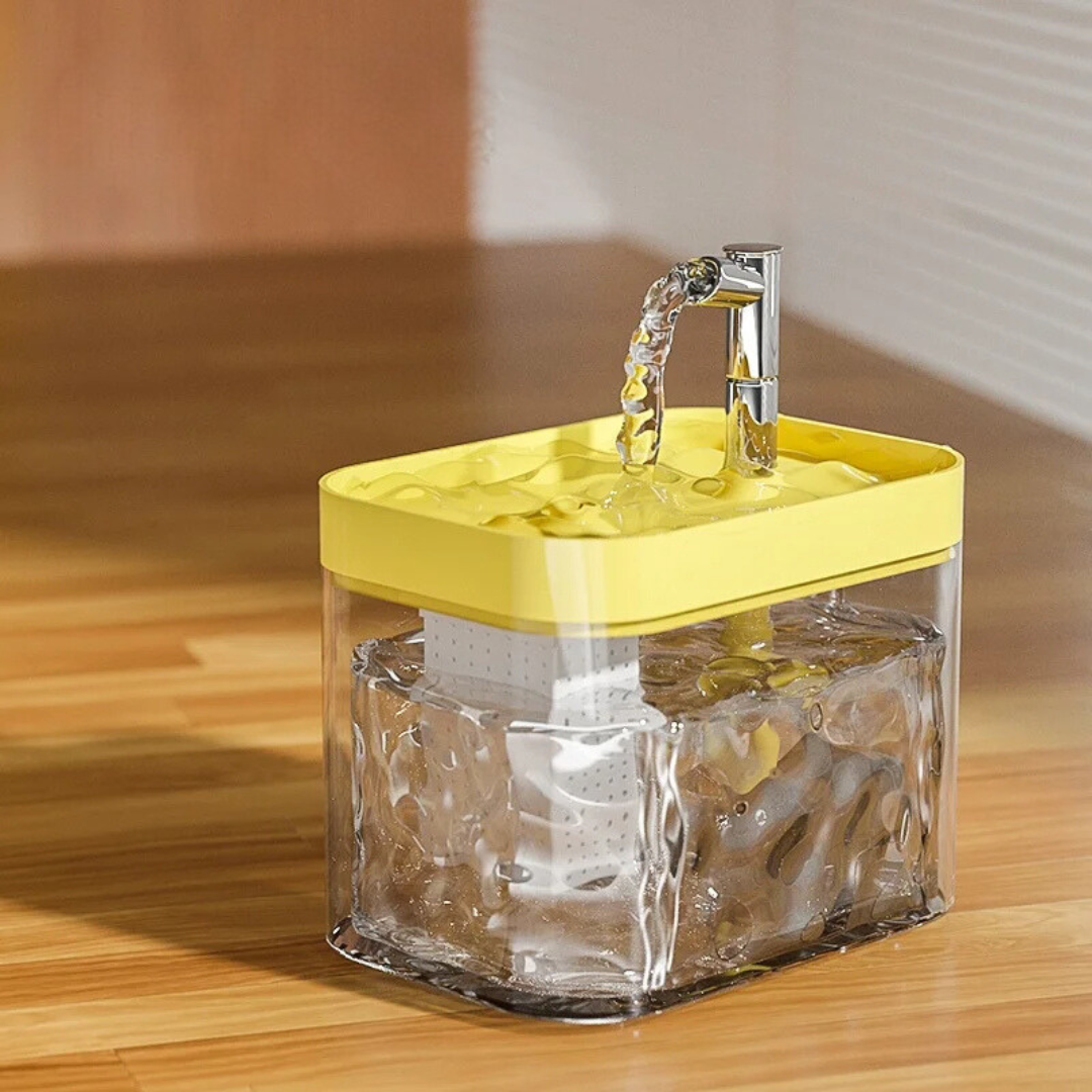 Geräumiger Haustier Trinkbrunnen, ideal für Haushalte mit mehreren Hunden oder Katzen. Automatische Wassertränke.