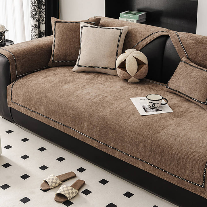 Hochwertiger Jacquard Sofabezug, modern & langlebig, schützt Ihr Sofa vor Flecken und Abnutzung.