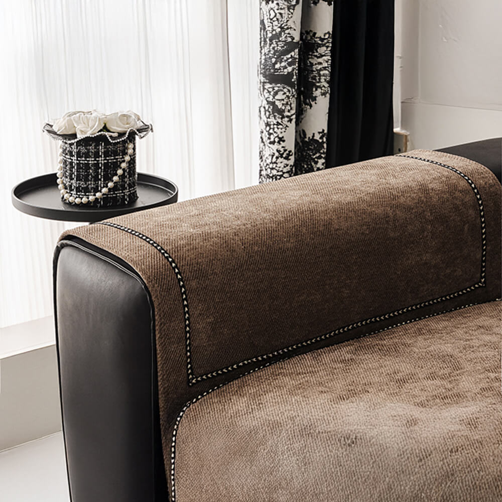 Rutschfester Jacquard-Sofaüberwurf in Blau, waschbar und pflegeleicht, praktischer Möbelschutz.