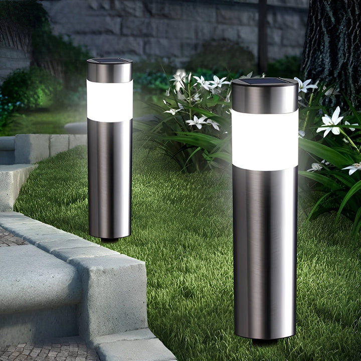 Modernes 2er Set LED Solar-Gartenleuchten aus Edelstahl für stilvolle Außenbeleuchtung im Garten.