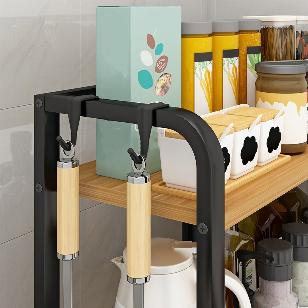 Robustes Edelstahl-Küchenregal zur effizienten Aufbewahrung von Utensilien und Küchenzubehör. Modernes Design.