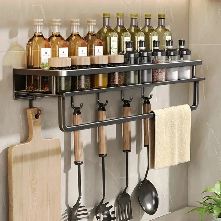 Elegantes, schwarzes Metall-Küchenregal zur Wandmontage; moderne Organisation für Ihre Küche.