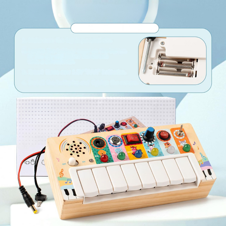 Detail des Montessori Spielsets: sensorisches Lernspielzeug für Babys zur Entwicklung von Hand-Augen-Koordination.