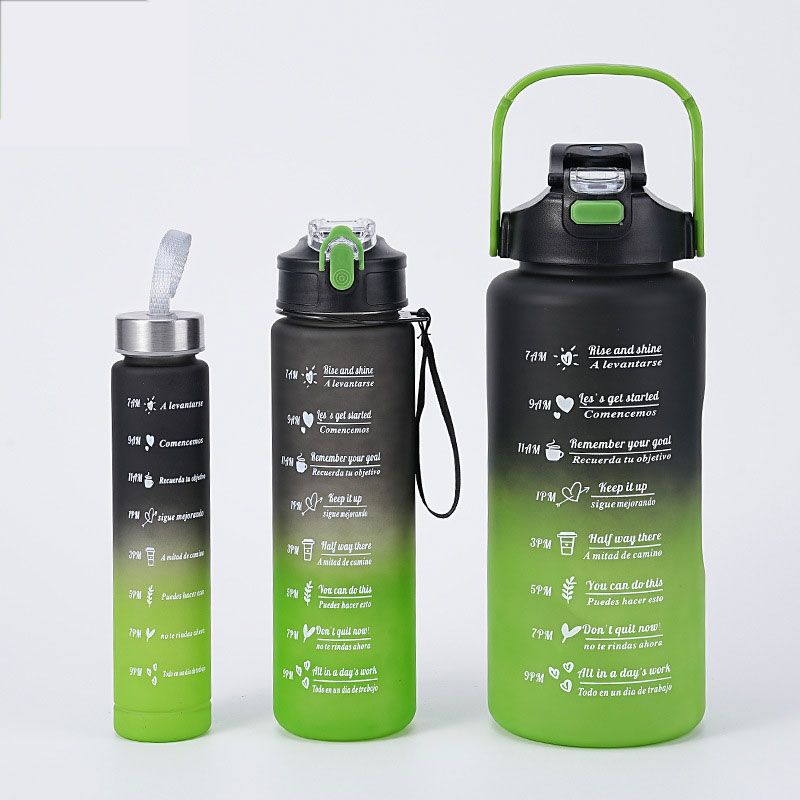 Robuste, BPA-freie Tritan Trinkflasche, auslaufsicher und mit Handyhalter, ideal für Fitness, Büro und unterwegs.