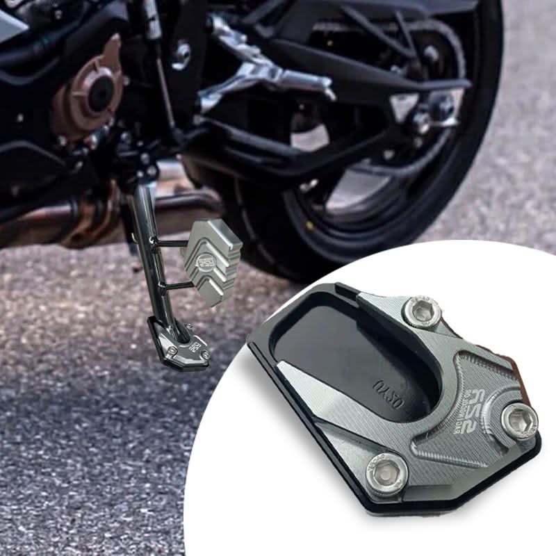 Motorrad Zubehör: Anti-Rutsch Seitenständerpad für optimalen Halt beim Parken.