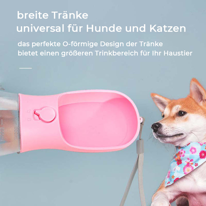 Kompakte Hunde-Reiseflasche für Wasser, Futter & Kotbeutel, perfekt für jeden Spaziergang & Trip.