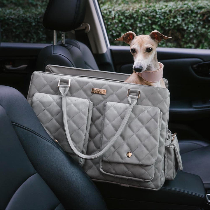 Komfortable & stilvolle Leder-Hundetragetasche, perfekt für jeden Ausflug.