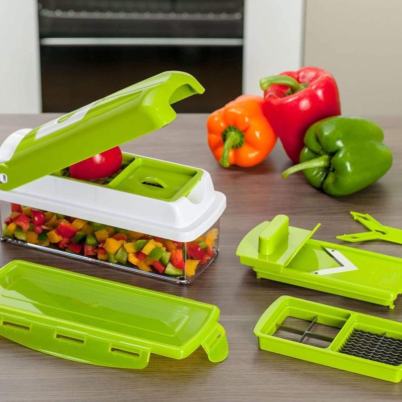 12-in-1 Gemüseschneider mit Würfel-, Hobel- & Reibefunktion; sicherer Küchenhelfer für Obst und Gemüse.