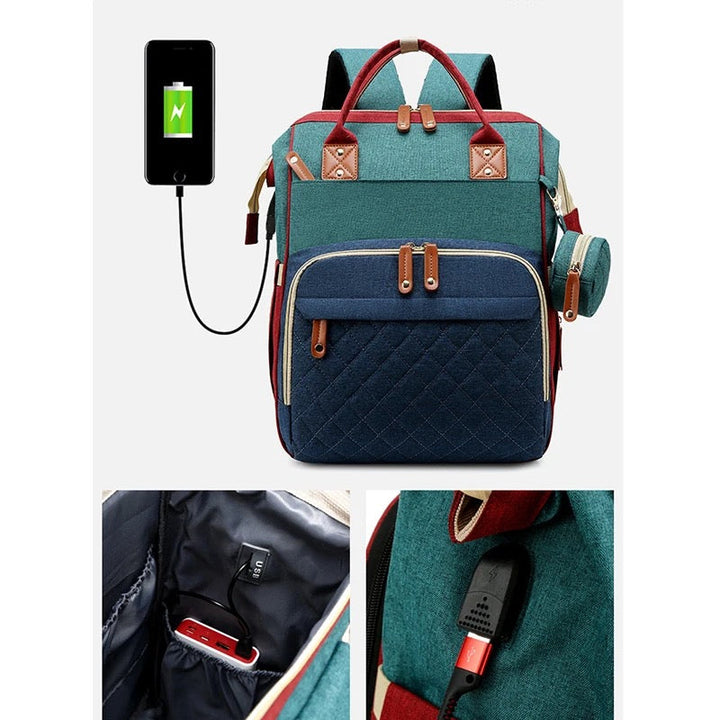 Geräumiger Babytaschen Rucksack mit viel Stauraum für Babyutensilien; perfekt für den Elternalltag.