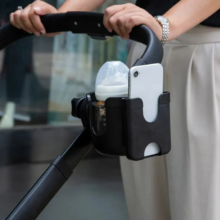 Multifunktionaler Kinderwagen-Halter für Babyflasche & Smartphone, praktisch für unterwegs.