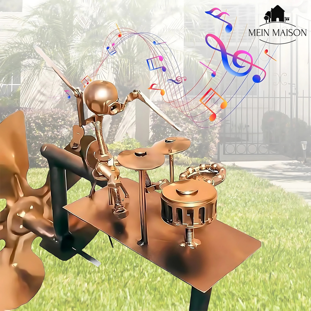 Langlebiges Metall-Windspiel Musiker. Wetterfeste Gartendeko, ideal als Geschenk für Außenbereich.
