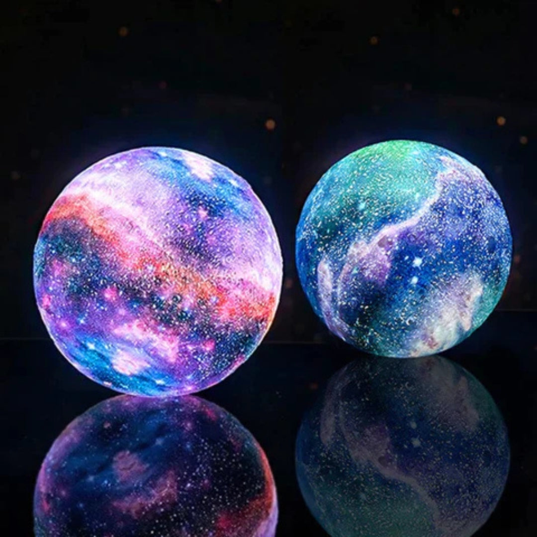 Orion LED Projektorlampe: Schafft magischen Sternenhimmel. Wiederaufladbare Touch Lampe für entspannende Schlafzimmer Deko.