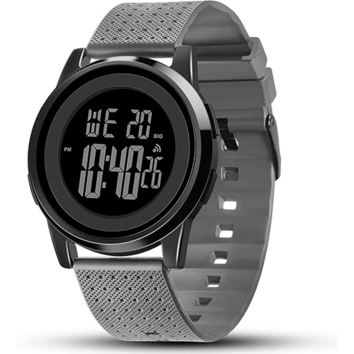 Vielseitige digitale Outdooruhr für Herren: ultradünn, wasserdicht, mit robustem Edelstahlarmband.