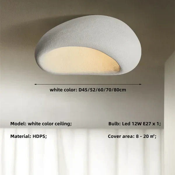 Wabi-Sabi Deckenlampe mit sanftem Licht, ideal für entspannende Beleuchtung im Schlafzimmer.