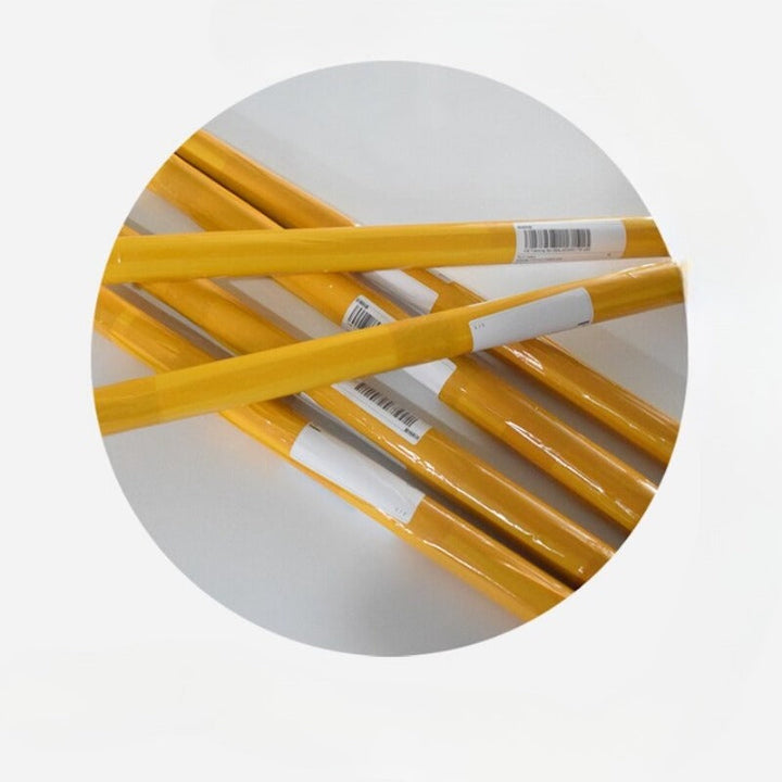 Spielerische Giraffen Wanddekoration für Kinder, buntes Tiermotiv ideal fürs Babyzimmer.
