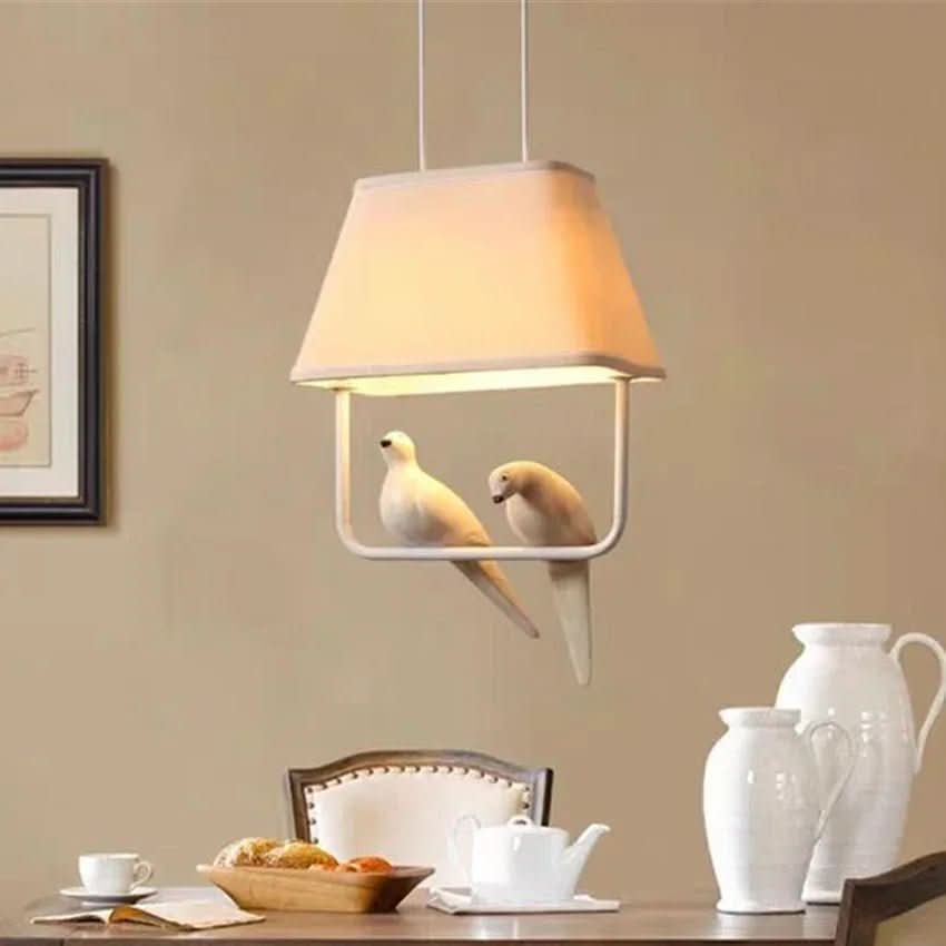 Elegante Rattan Pendelleuchte Nordica Nest; handgeflochten aus Naturmaterialien, ideal für Boho & Skandi-Look.