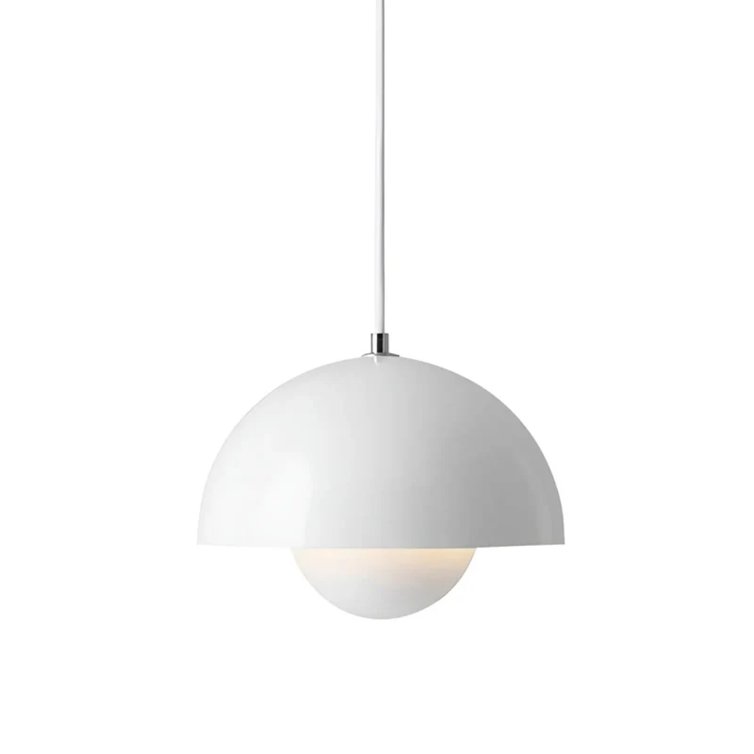 Robuste NordicBlossom Stofflampe, skandinavische LED-Pendelleuchte, langlebige Designlampe.