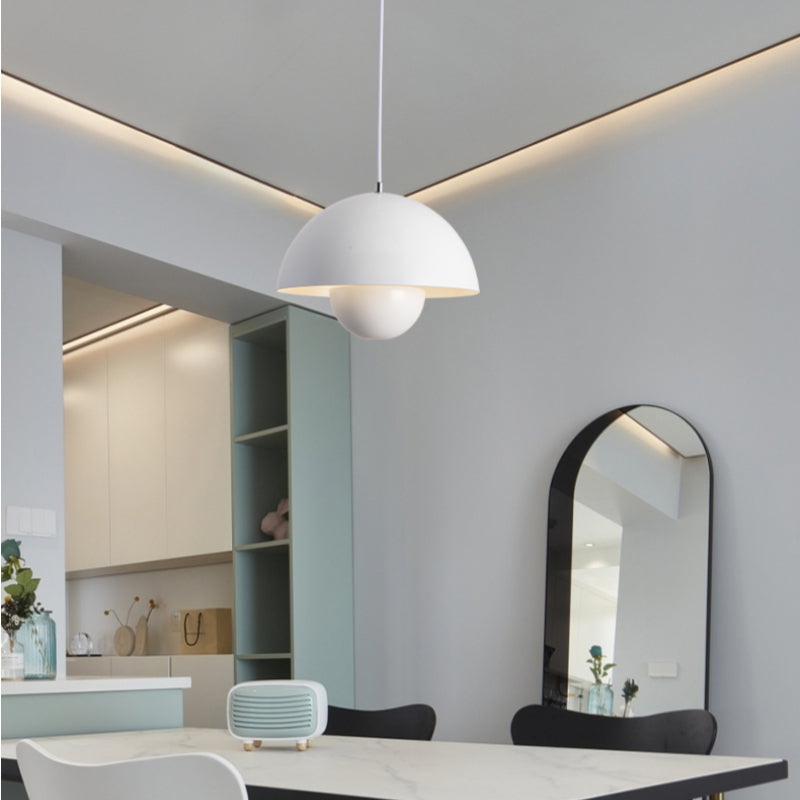Nordische Design-Pendelleuchte im Blumentopf-Look, modern & funktionell für Schlafzimmer.