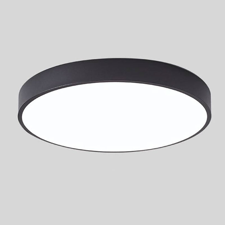 Holz-Deckenleuchte, nordische LED Lampe; minimalistisches Design für moderne Innenräume.
