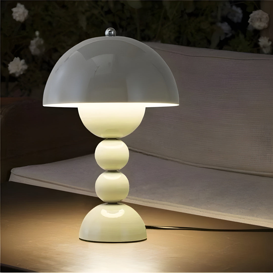 Dimmbare LED Tischlampe mit nordischem Flair, modern & stilvoll für Ihr Zuhause.